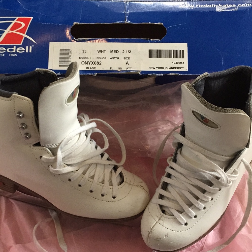 Ice/Figureskates Riedell 33. Size 2 1/2